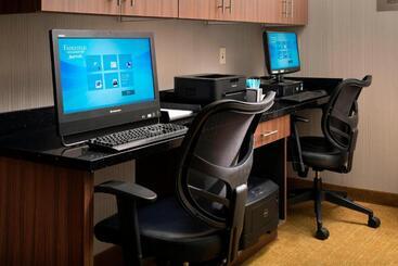 هتل Fairfield Inn & Suites By Marriott Albuquerque Airport