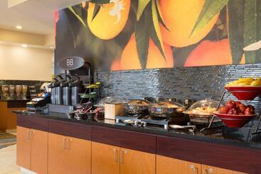 酒店 Fairfield Inn & Suites Bismarck South