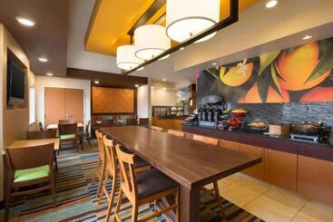 酒店 Fairfield Inn & Suites Bismarck South