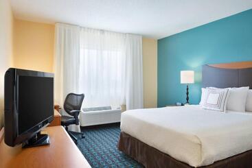 酒店 Fairfield Inn & Suites Bismarck South