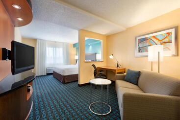 酒店 Fairfield Inn & Suites Bismarck South