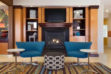酒店 Fairfield Inn & Suites Bismarck South