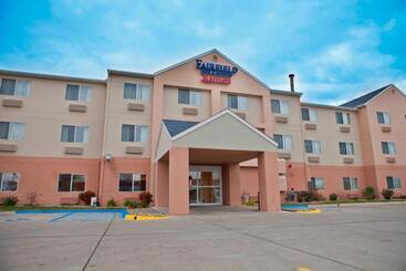 هتل Fairfield Inn & Suites Bismarck South