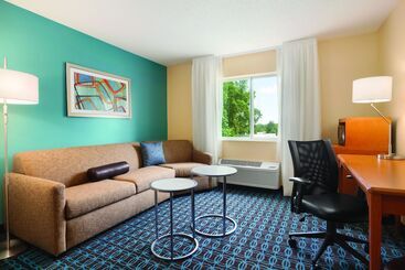 هتل Fairfield Inn & Suites By Marriott Dayton South