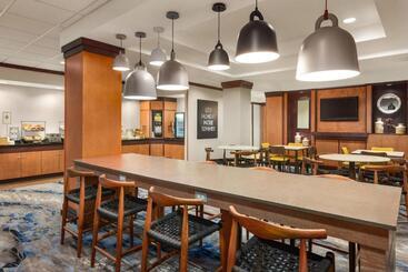 هتل Fairfield Inn & Suites Jacksonville West/chaffee Point