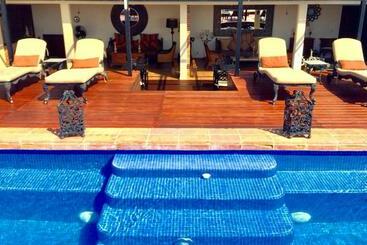 La Pasion Colonial Hotel Boutique By Bunik