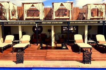 La Pasion Colonial Hotel Boutique By Bunik