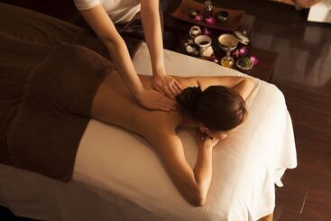هتل Loisir Spa Tower Naha