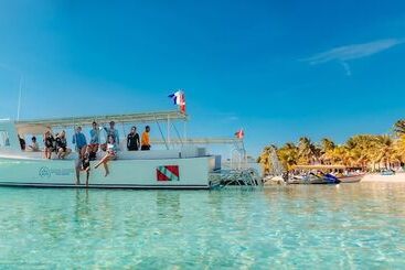 هتل Mayan Princess Beach & Dive Resort   All Inclusive