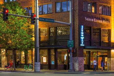 Silver Cloud Hotel   Seattle Stadium