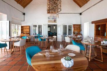 酒店 The Farmhouse