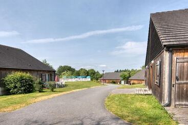 هتل Vacanceole  Residence Le Domaine Du Bosquet