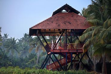 هتل Vasundhara Sarovar Premiere  Vayalar
