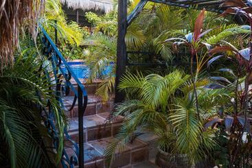 La Pasion Colonial Hotel Boutique By Bunik