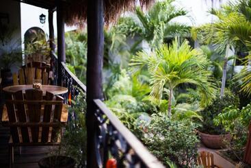 La Pasion Colonial Hotel Boutique By Bunik