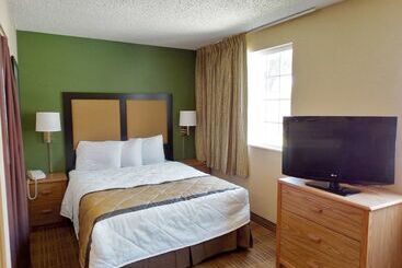 Mainstay Suites Raleigh North