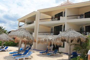 Aquatech Villas Derosa Resort