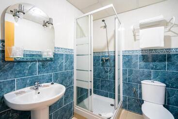 Hostal Rr Feria By Beleret