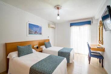 Hostal Rr Feria By Beleret