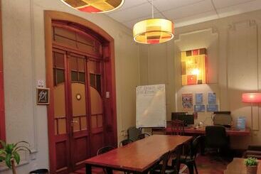 Play Hostel Arcos