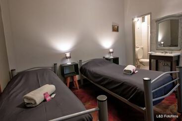 Play Hostel Arcos