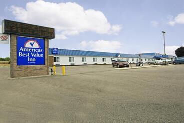 هتل Americas Best Value Inn Grand Forks