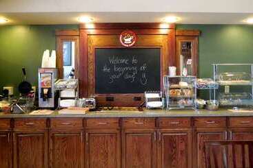 هتل Americinn By Wyndham Ottumwa