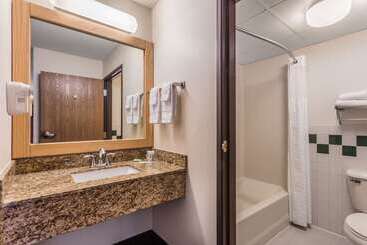 هتل Americinn By Wyndham Wisconsin Dells