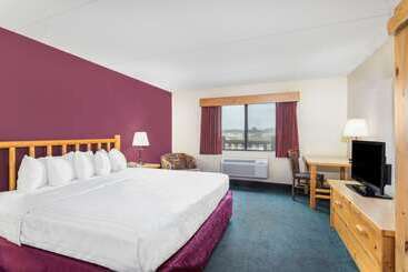 هتل Americinn By Wyndham Wisconsin Dells