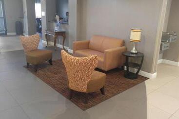 هتل Best Western Plus Delta Inn & Suites