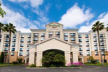 هتل Courtyard By Marriott Newark Silicon Valley