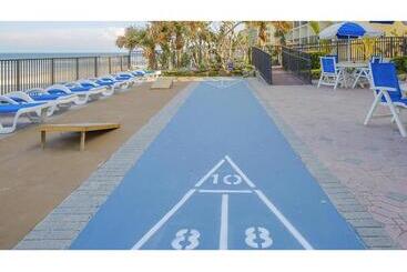 هتل Dolphin Beach Club