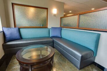 Hotel Drury Inn & Suites Nashville Airport