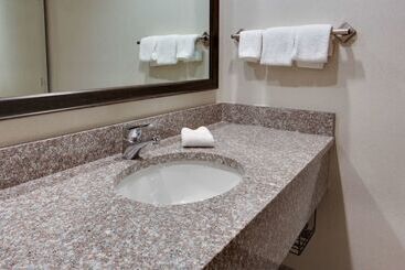 Hotel Drury Inn & Suites Nashville Airport