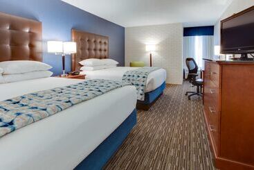 Hotel Drury Inn & Suites Nashville Airport
