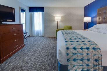 Hotel Drury Inn & Suites Nashville Airport