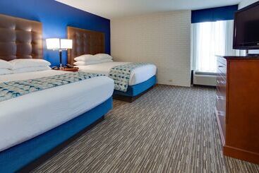 Hotel Drury Inn & Suites Nashville Airport