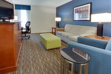 Hotel Drury Inn & Suites Nashville Airport
