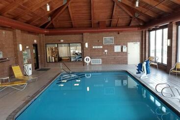 هتل Fairfield Inn By Marriot Binghamton