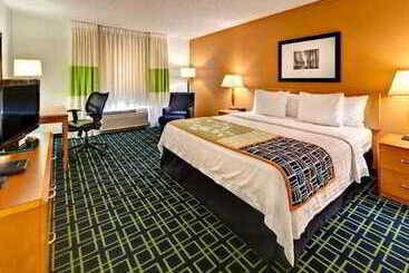 هتل Fairfield Inn & Suites By Marriott Reno Sparks
