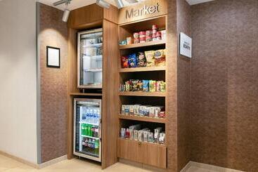 هتل Fairfield Inn & Suites By Marriott Tulsa Central
