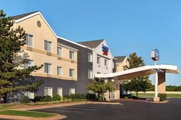 هتل Fairfield Inn & Suites By Marriott Tulsa Central