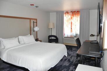 هتل Fairfield Inn & Suites Ukiah Mendocino County