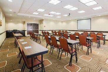 هتل Homewood Suites By Hilton Lawton, Ok