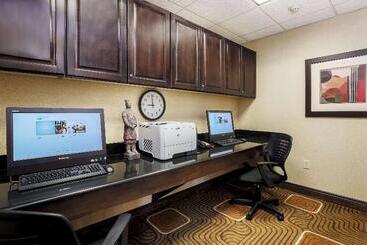 هتل Homewood Suites By Hilton Lawton, Ok