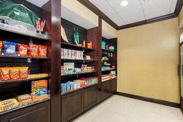 هتل Homewood Suites By Hilton Lawton, Ok