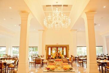酒店 Infinity Blue Resort & Spa