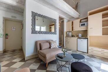 호텔 La Casa De La Favorita