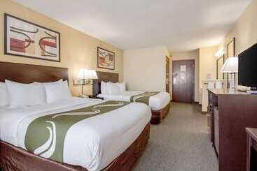 هتل Quality Inn & Suites
