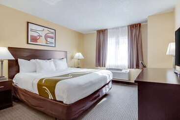 هتل Quality Inn & Suites